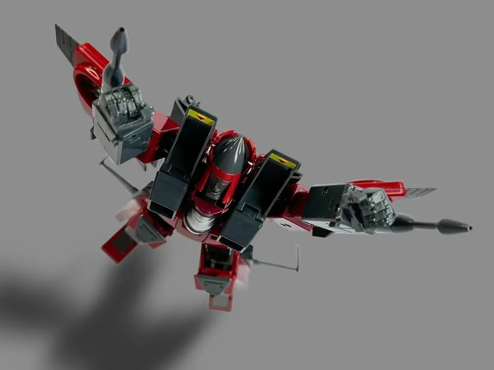 Make Toys RE: Master MTRM-16 Jetstream Action Figure